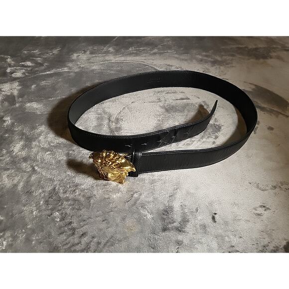 Versace La Medusa Men's Leather Belt - Black, Size 38 Look At The Leather - Picture 1 of 11